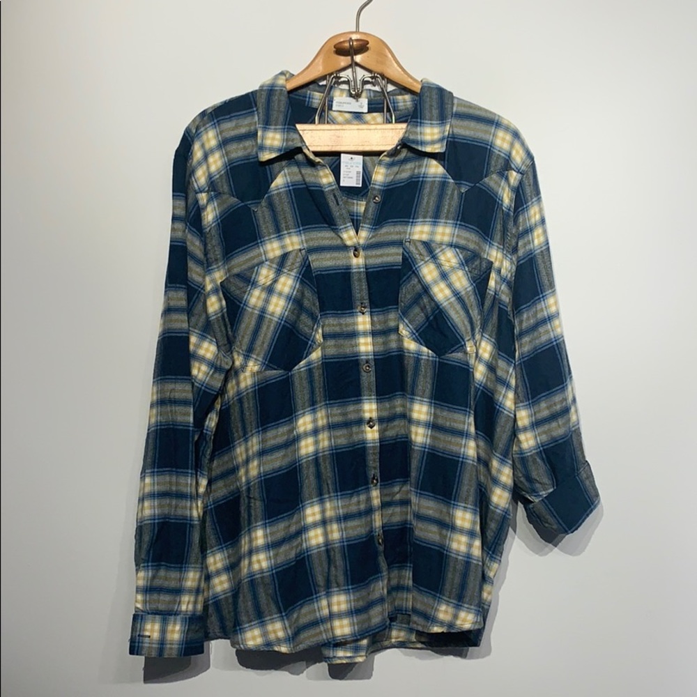 Maurices size 3 flannel top